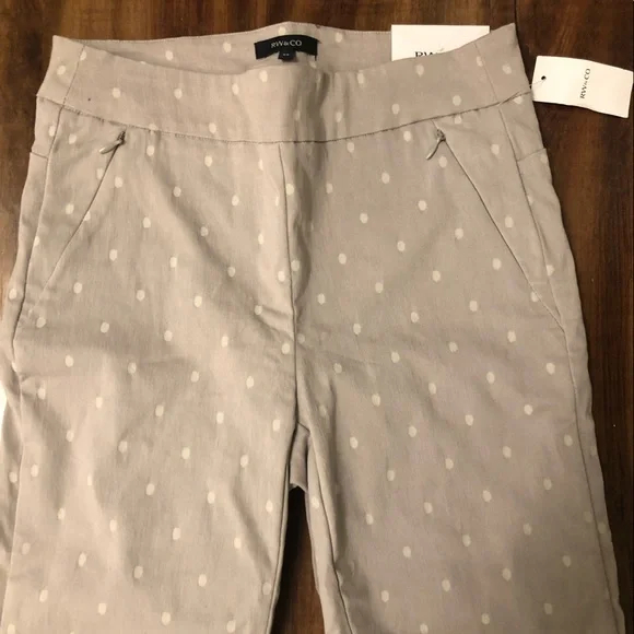 Capri pants - Picture 2 of 5